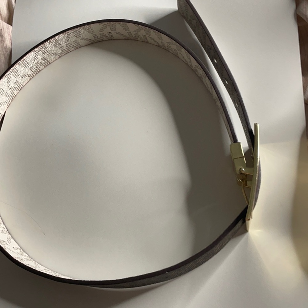 Michael Kors belt